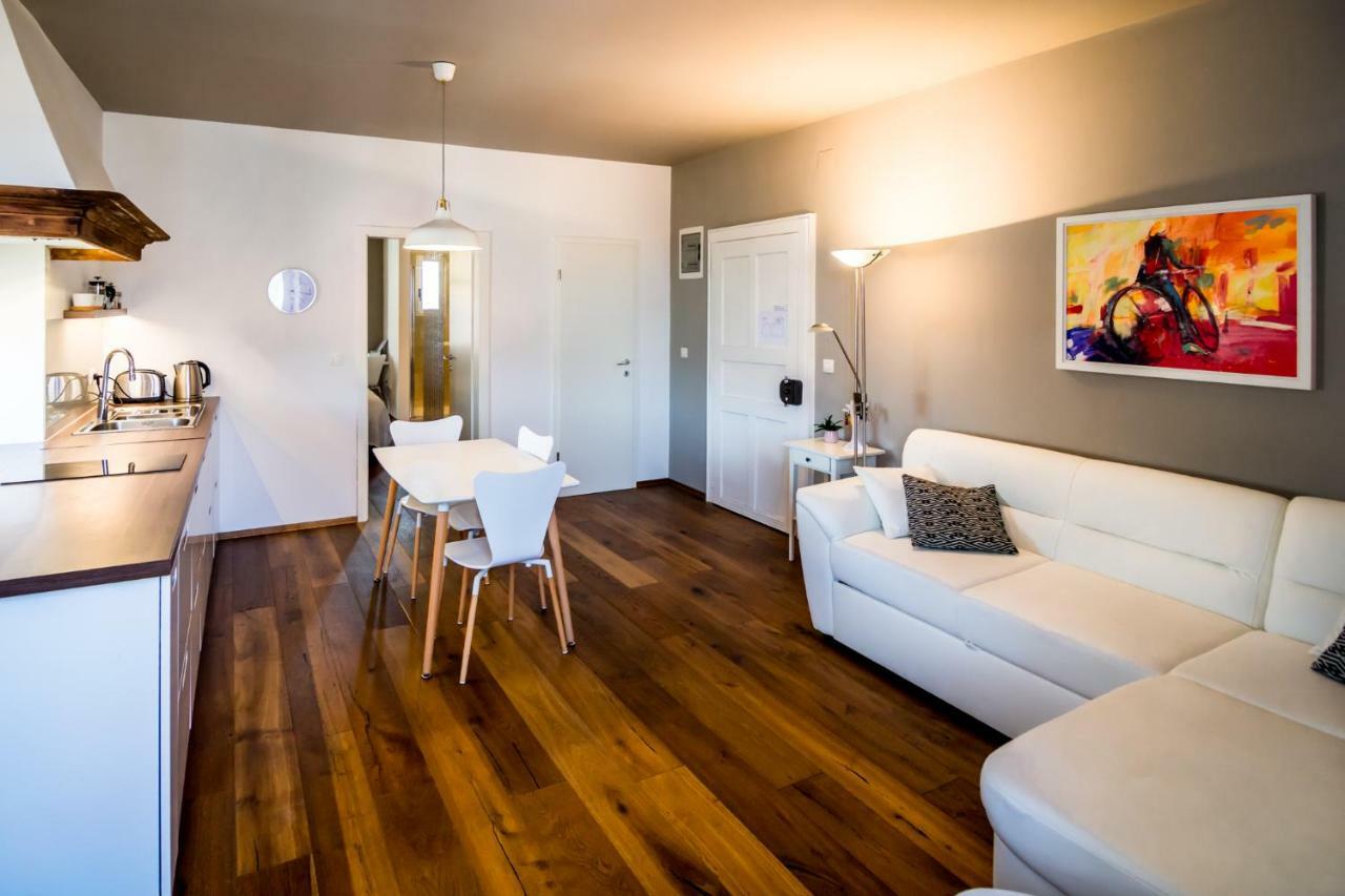 Apartment Festina Lente Rovinj Bagian luar foto